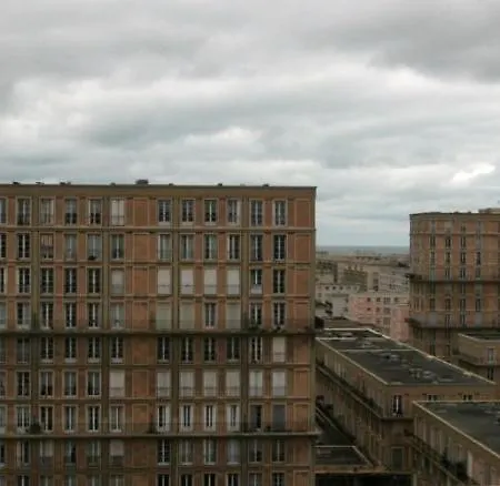 Apartment 40m With Superb View Close To The Sea
